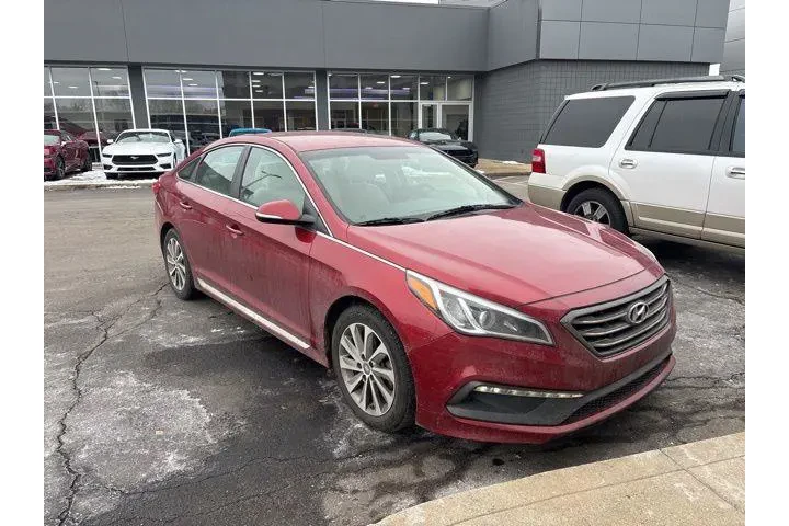 $8995 : Hyundai SONATA 2016 Sport 4d image 1