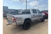 $27995 : Toyota Tacoma 2015 4x4 V6 4d thumbnail
