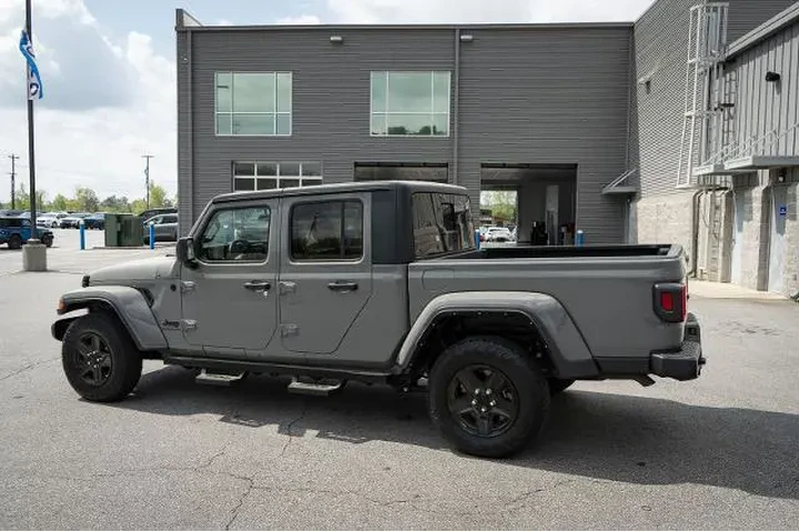 $32987 : Jeep Gladiator 2021 4x4 Spor image 7