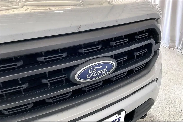 $35991 : Ford F-150 2023 4x4 XL 4dr S image 7