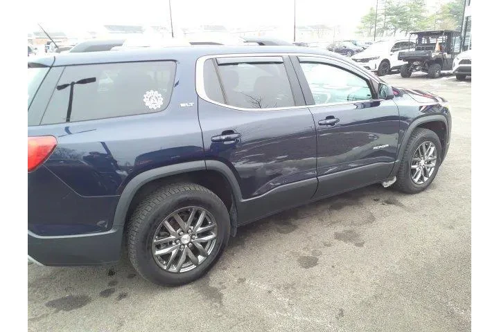 $14715 : GMC Acadia 2017 4x4 SLT-1 4d image 2