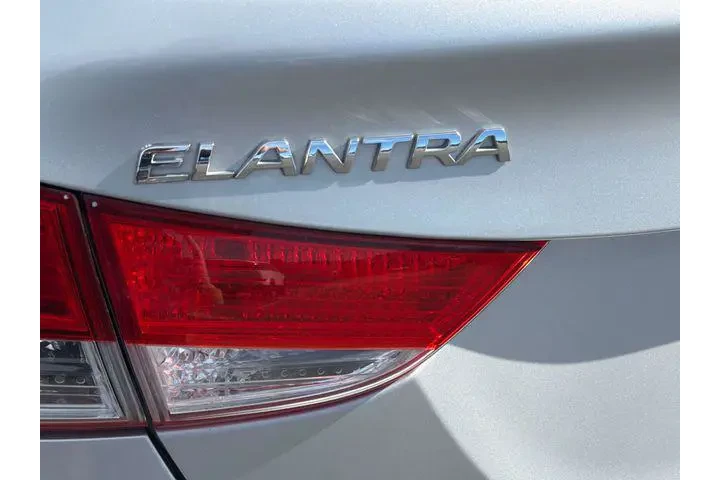 $7990 : Hyundai ELANTRA 2013 GLS 4dr image 7