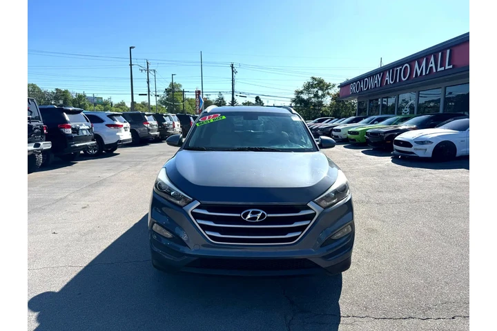 $12900 : 2017 Tucson SE AWD image 7