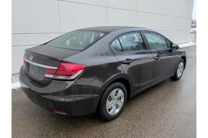 $10990 : Honda Civic 2014 LX 4dr Seda image 6