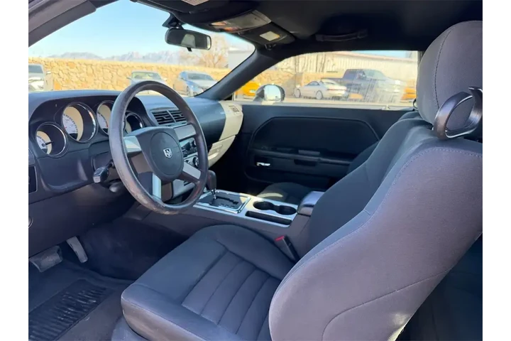 $12500 : Dodge Challenger 2010 SE 2dr image 4