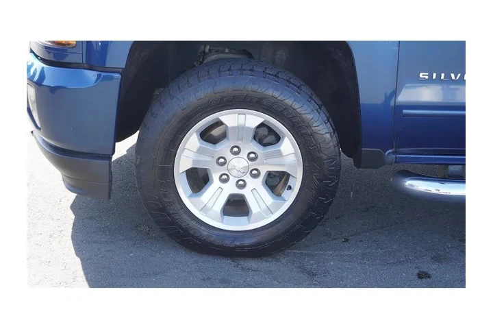 $26984 : 2017 Silverado 1500 LT image 10