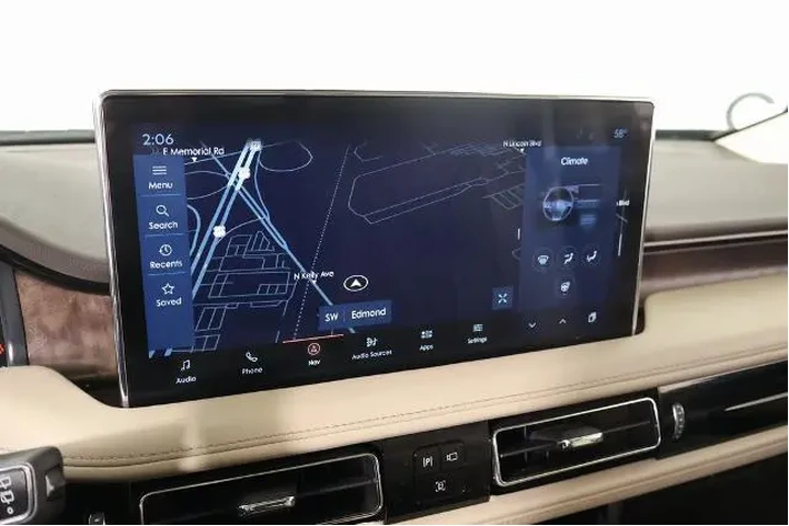 $37689 : Lincoln Nautilus 2023 Reserv image 7