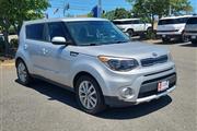 $10999 : PRE-OWNED 2018 KIA SOUL + thumbnail