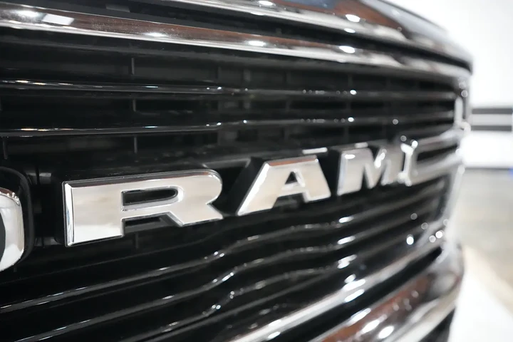 $31056 : 2020 1500 Big Horn image 4