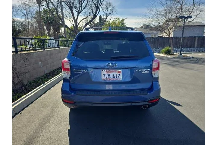 $20995 : Subaru Forester 2017 AWD 2.5 image 4