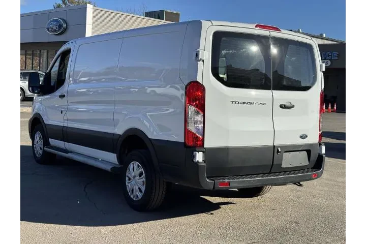 $34995 : Ford Transit 2024 250 3dr SW image 5