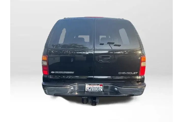 $5500 : Chevrolet Suburban 2000 1500 image 5