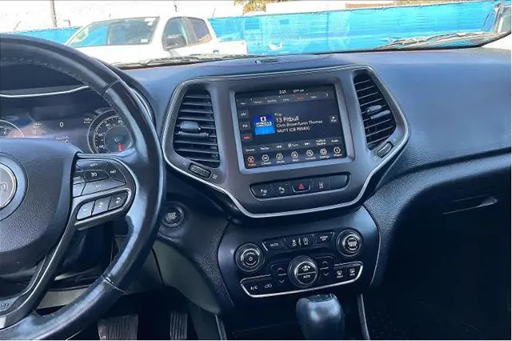 $23617 : Jeep Cherokee 2021 4x4 Trail image 6