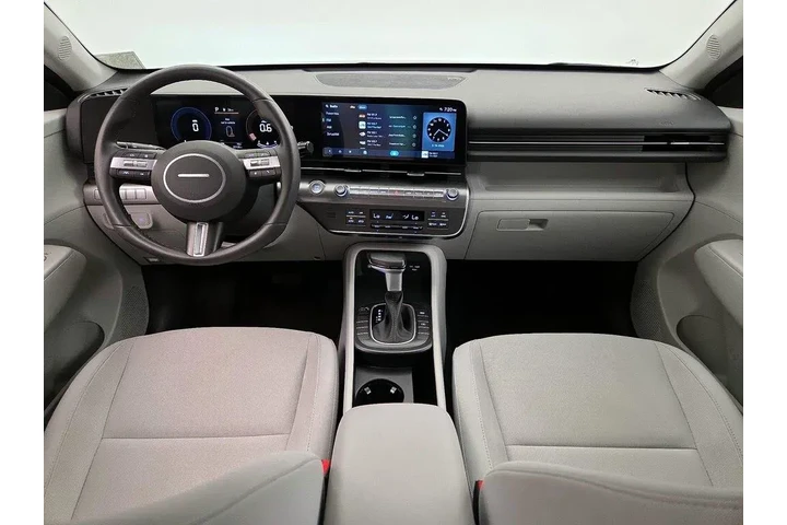 $22998 : Hyundai KONA 2024 SEL 4dr Cr image 9