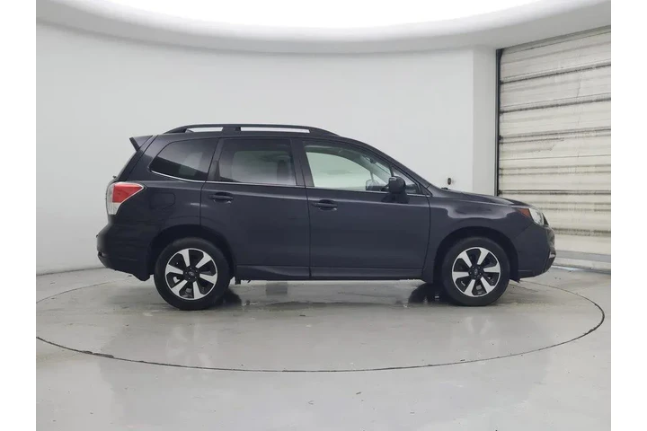$15998 : Subaru Forester 2018 AWD 2.5 image 7