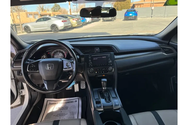 2018 Civic Sport CVT image 9