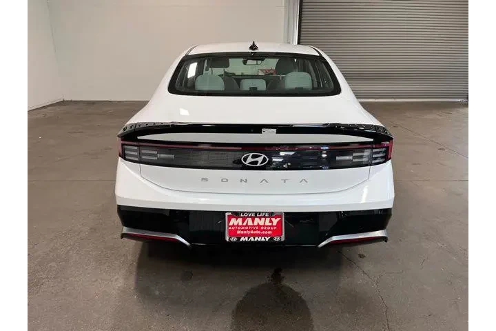 $23449 : Hyundai SONATA 2024 image 4