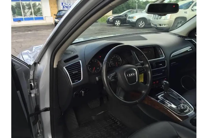 2011 Q5 2.0T quattro Premium image 9