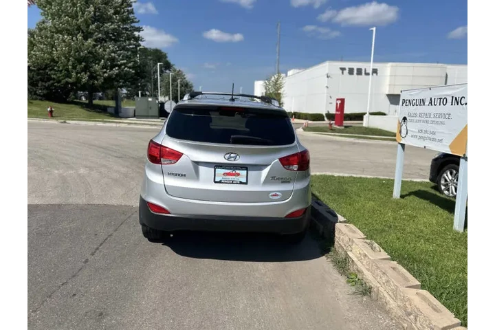 $8990 : 2012 Tucson Limited image 5