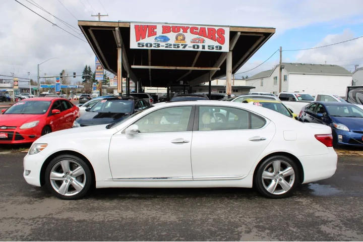 $14995 : 2010 LS 460 4dr Sdn L RWD image 3