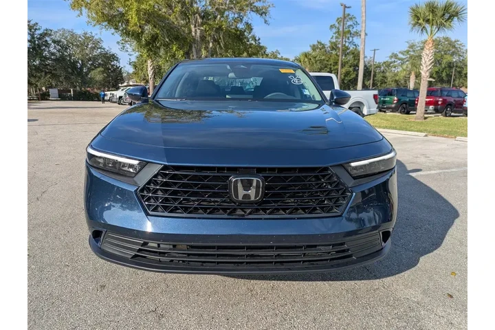 $27900 : Honda Accord 2023 EX 4dr Sed image 8