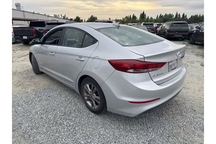 $9999 : Hyundai ELANTRA 2017 SE 4dr image 7