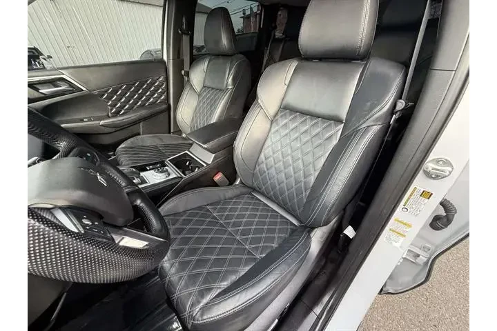 $20899 : Mitsubishi Outlander 2022 AW image 6