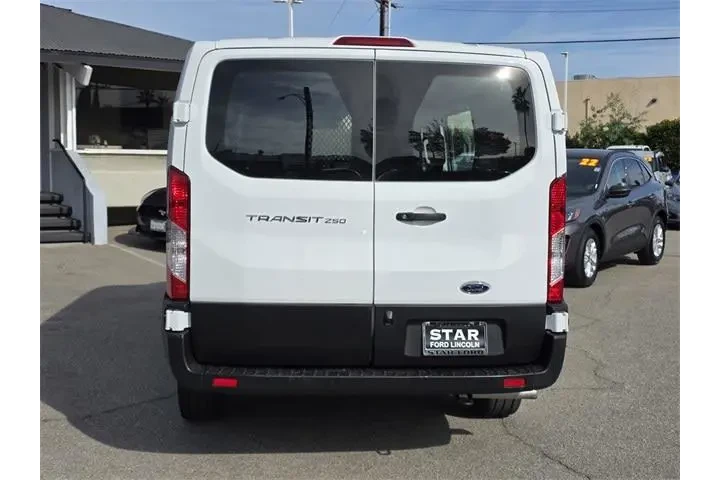 $32719 : Ford Transit 2024 250 3dr SW image 5