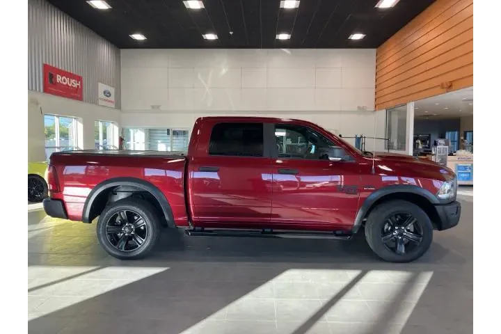 $25900 : Ram 1500 Classic 2021 4x4 SL image 4