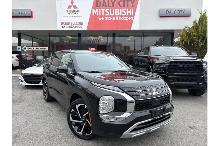 $26988 : Mitsubishi Outlander 2024 AW image 1