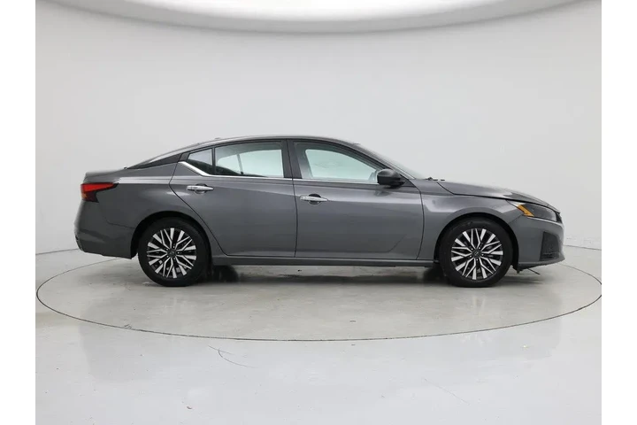 $22998 : Nissan Altima 2025 2.5 SV 4d image 7