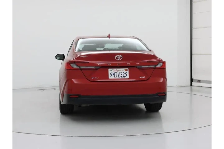 $32998 : Toyota Camry 2025 XLE 4dr Se image 6
