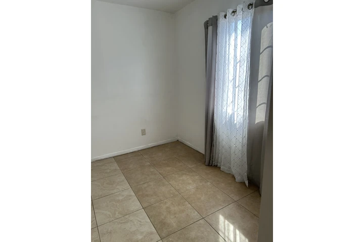 $1 : SE RENTA APTO (WILMINGTON) 🏠 image 9