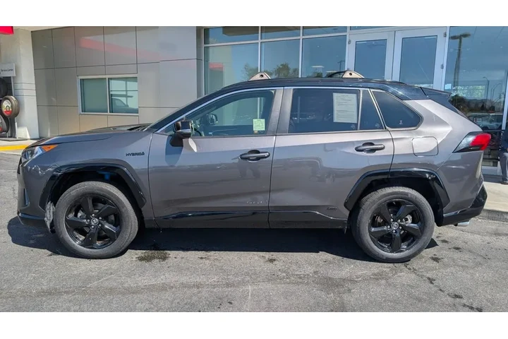 $30899 : Gold Certified2019 RAV4 Hybri image 9