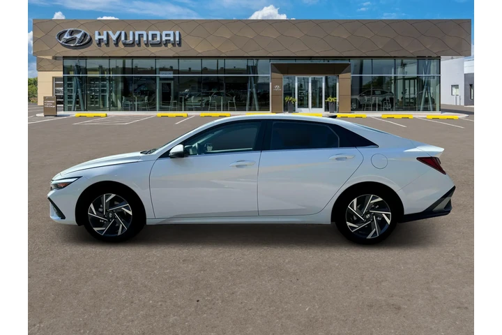 $24500 : Hyundai ELANTRA Hybrid 2025 image 3