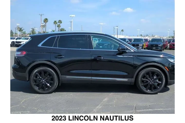 $38875 : Lincoln Nautilus 2023 AWD Re image 6