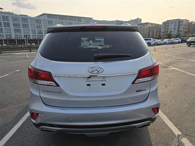 $12995 : 2017 HYUNDAI SANTA FE image 10