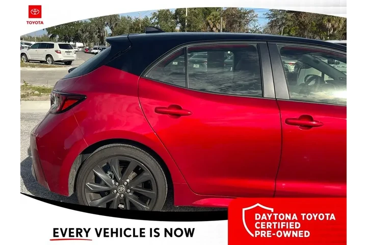 $27000 : Toyota Corolla Hatchback 202 image 8