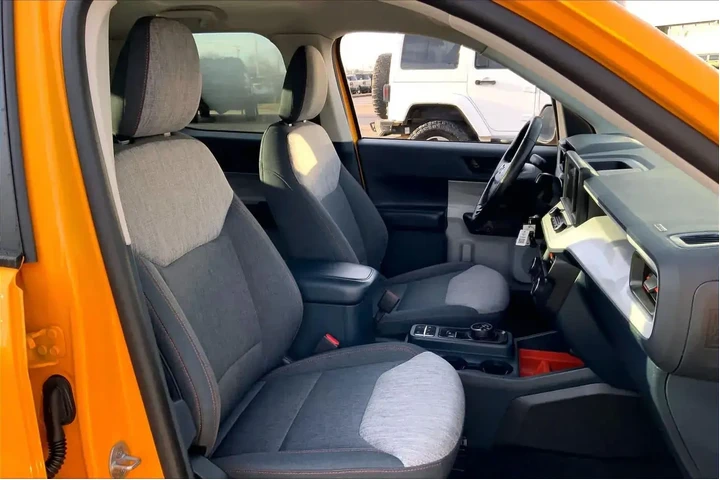 $23895 : Ford Maverick 2022 AWD XLT 4 image 8