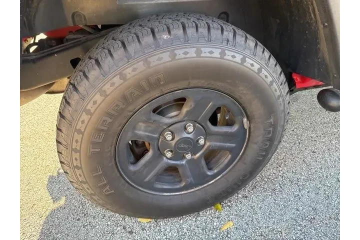 $19588 : Jeep Wrangler 2016 4x4 Sport image 10