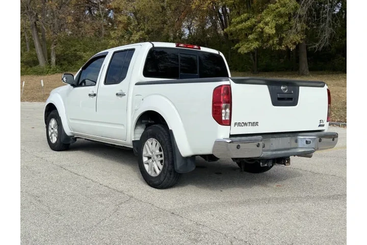 $11999 : 2019 Frontier SV image 9