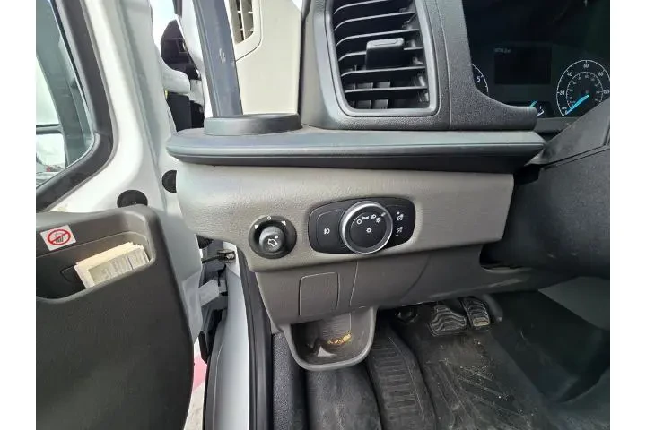 $39000 : Ford Transit 2021 350 HD 2dr image 9