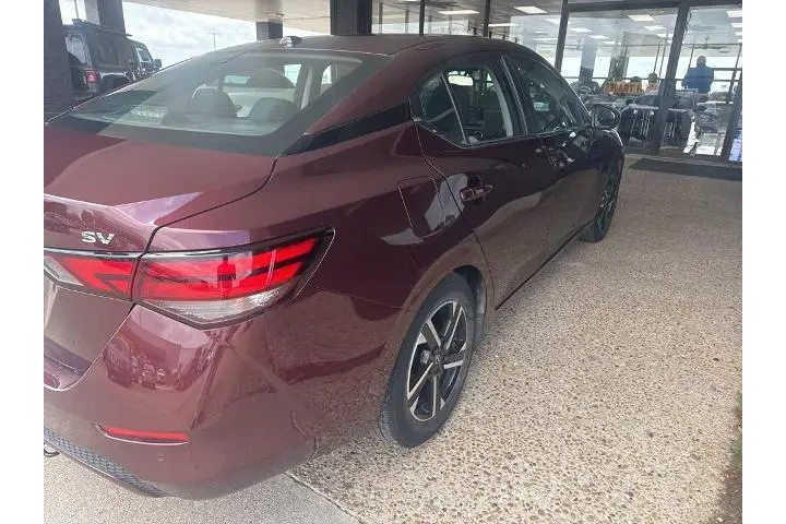 $20953 : Nissan Sentra 2024 SV 4dr Se image 4