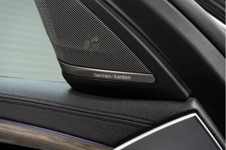 $38999 : BMW 5 Series 2020 AWD M550i image 7