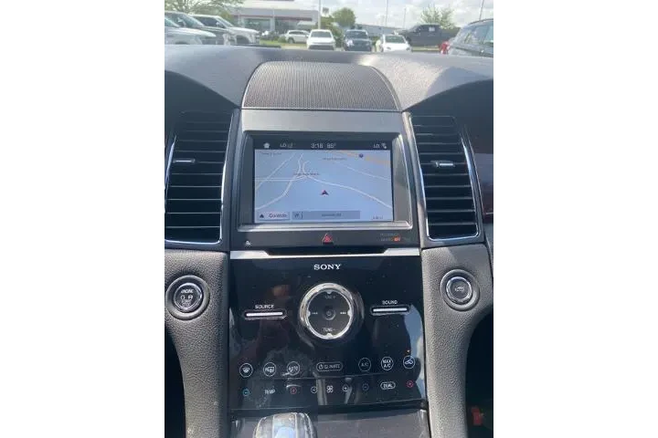 $15920 : Ford Taurus 2019 Limited 4dr image 8