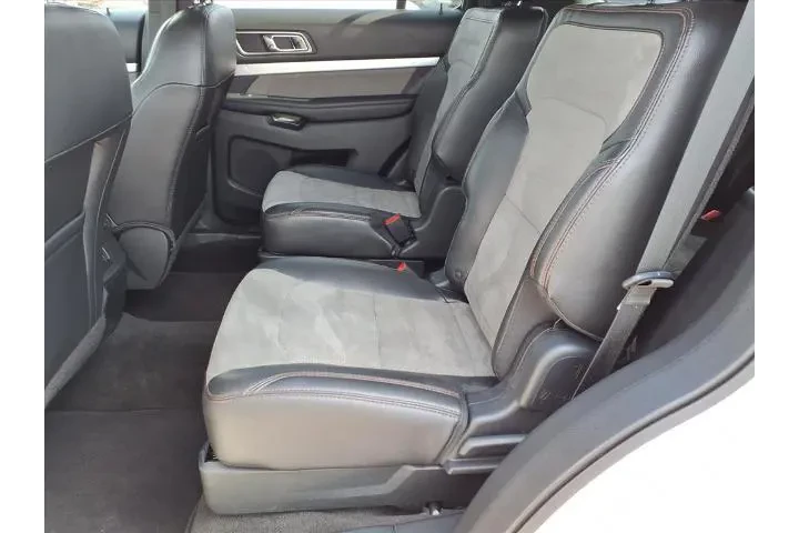 $20242 : Ford Explorer 2017 XLT 4dr S image 8