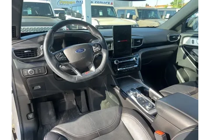 $35988 : Ford Explorer 2022 AWD ST 4d image 8