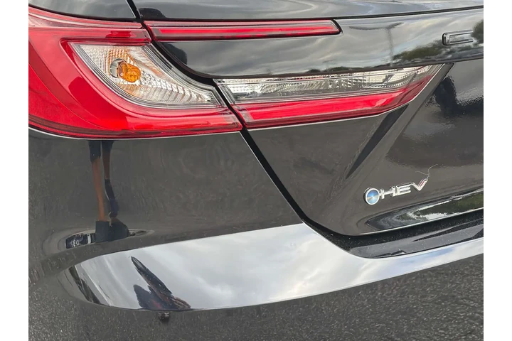 $33870 : Toyota Camry 2025 SE 4dr Sed image 6