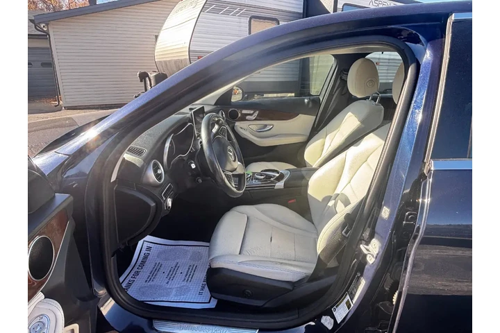 $11995 : 2015 Mercedes-Benz C-Class image 5