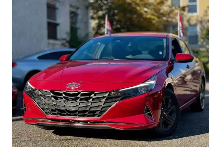 2023 HYUNDAI ELANTRA2023 HYUN image 2